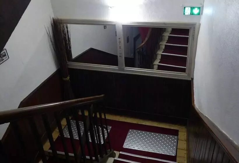 ホテル Auberge Du Haut Salat