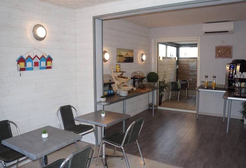 فندق De La Plage