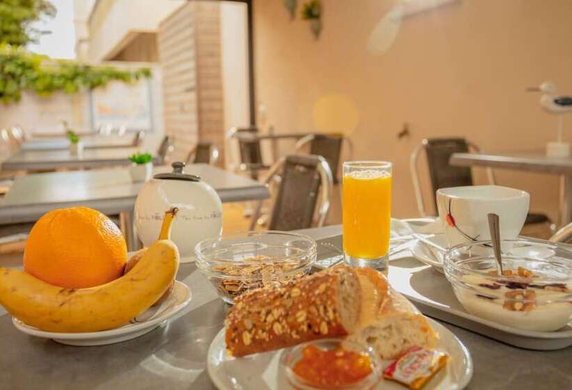 فندق De La Plage