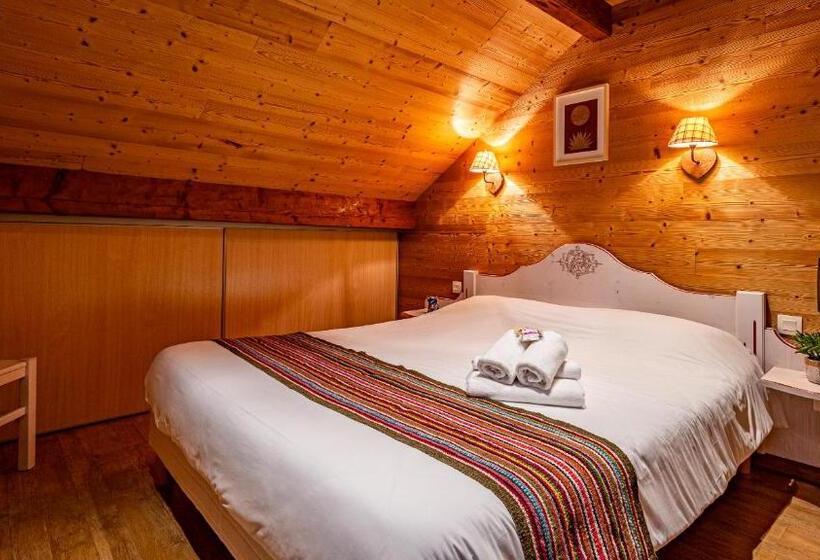 هتل Hôtel   Restaurant Le Couchetat