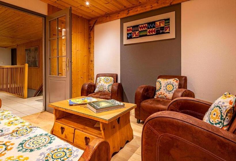 هتل Hôtel   Restaurant Le Couchetat