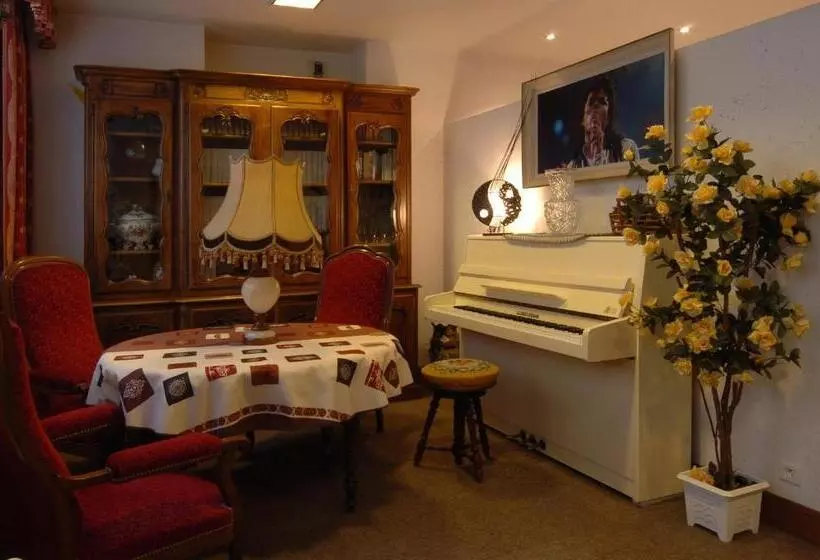 ホテル Hôtel Du Lion D'or