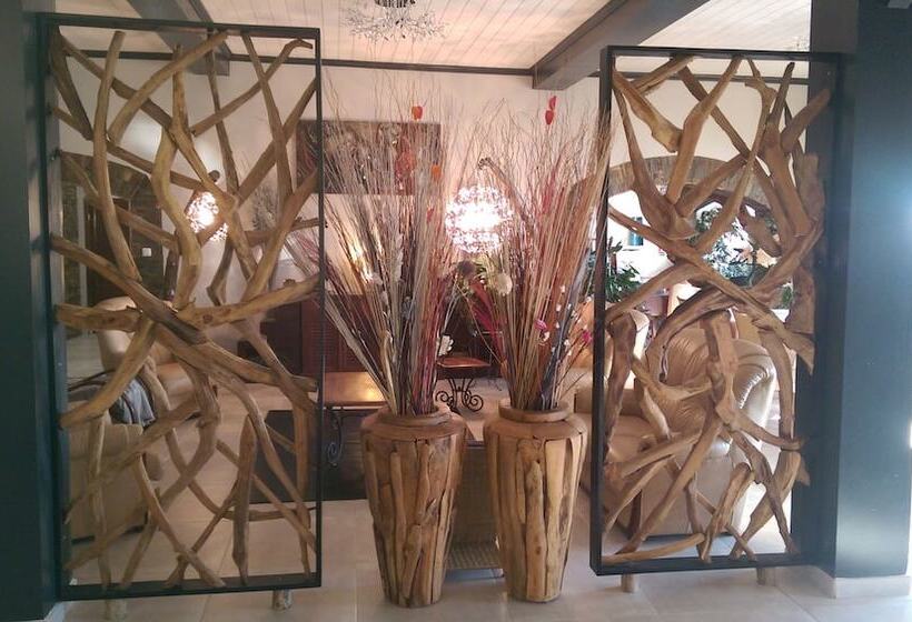 בית מלון כפרי Hôtel Le Dauphin Bleu