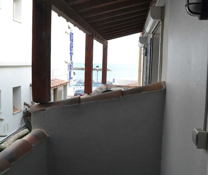 בית מלון כפרי Hôtel Le Dauphin Bleu