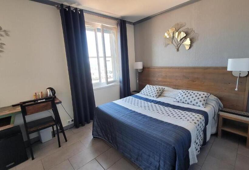 בית מלון כפרי Hôtel Le Dauphin Bleu