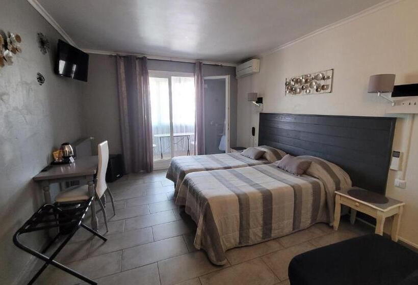 בית מלון כפרי Hôtel Le Dauphin Bleu