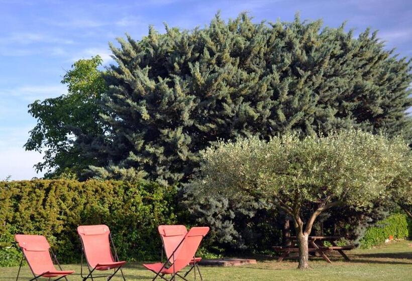 ホテル Le Saintgenies