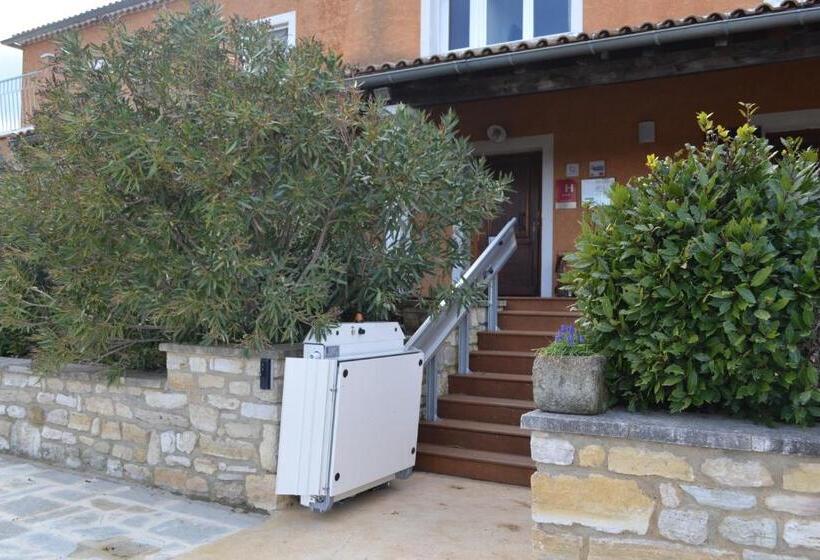 ホテル Le Saintgenies