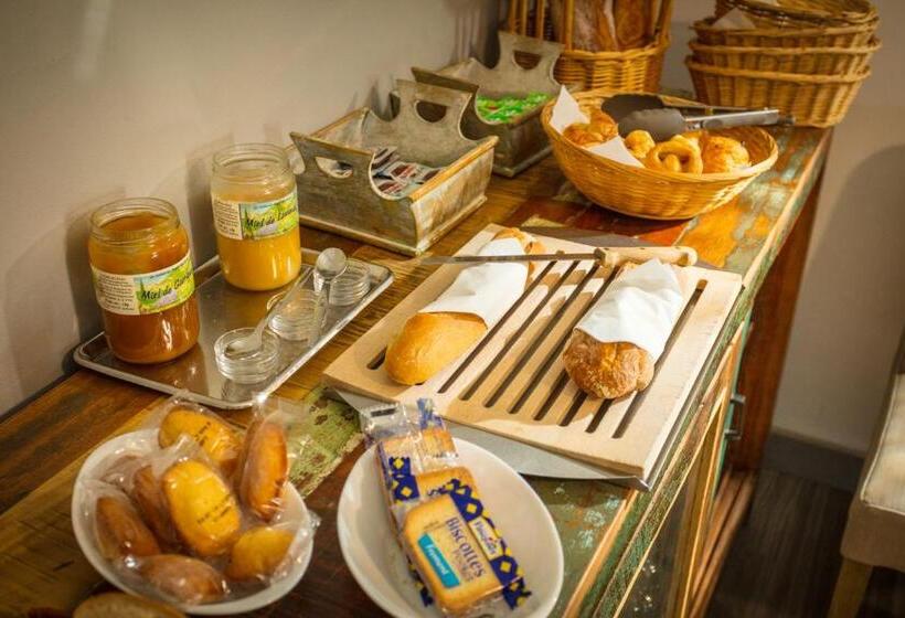 ホテル Le Saintgenies