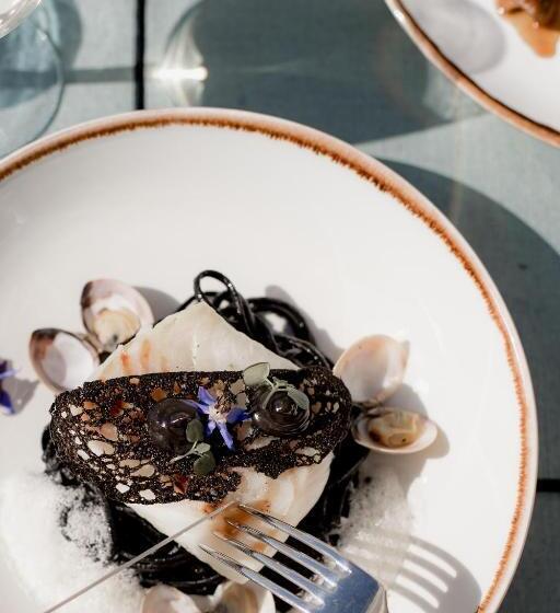 Отель Hôtel Les Corallines – Thalasso & Spa