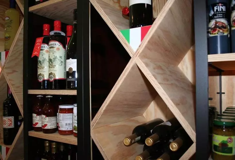 هتل Hôtel Les Italiens