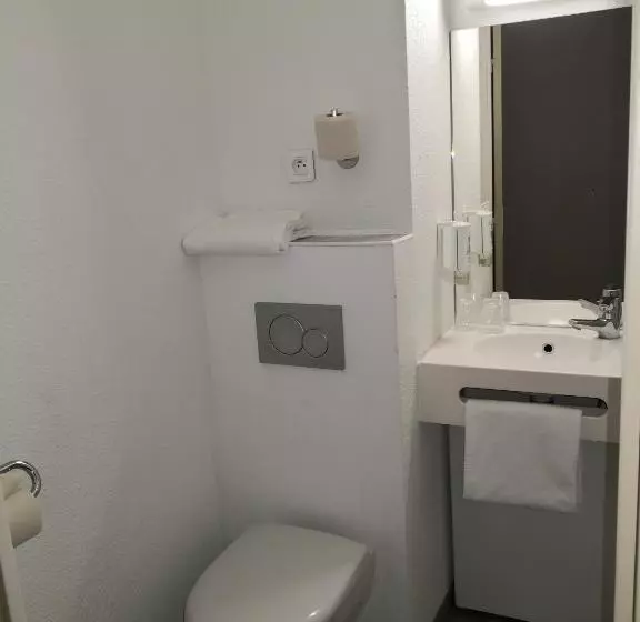 هتل Ibis Budget Cergy St Christophe