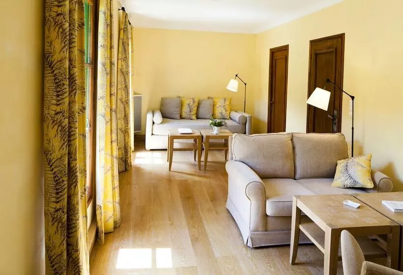 Hotelli Le Grand