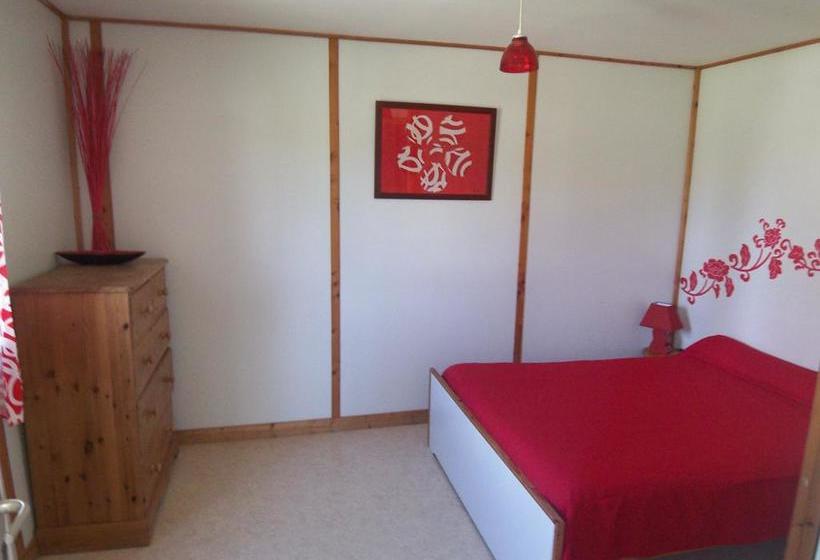 בית מלון כפרי Le Luzerta