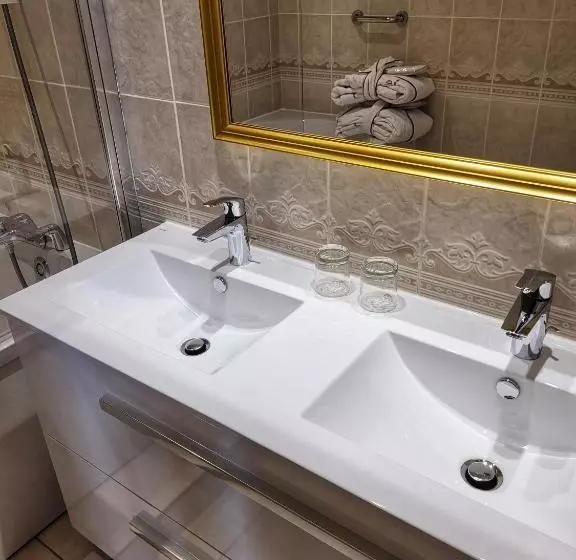 هتل Le Manoir Saint Thomas
