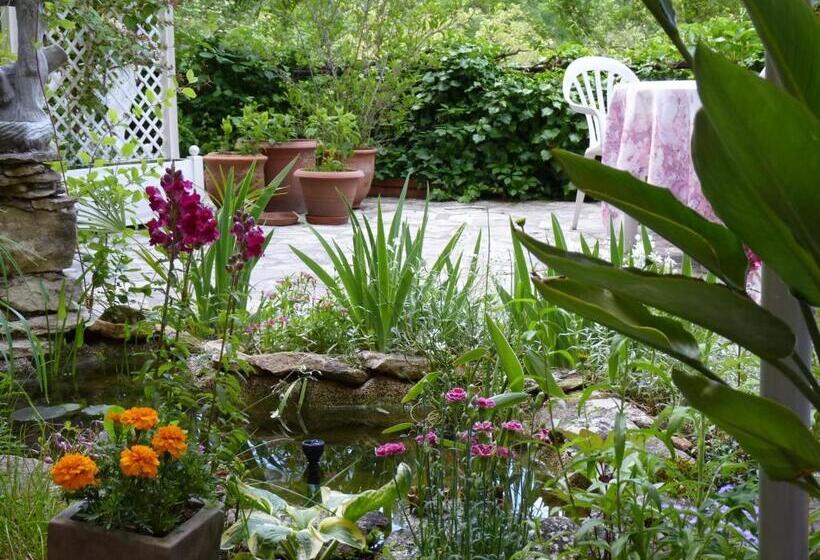 בית מלון כפרי Le Petit Chaperon Rouge