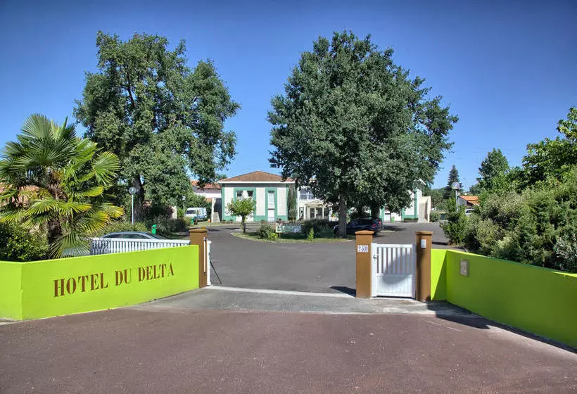 Hotelli Logis Hôtel Du Delta