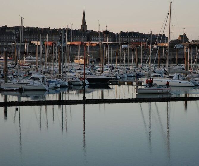 فندق Manoir Du Cunningham