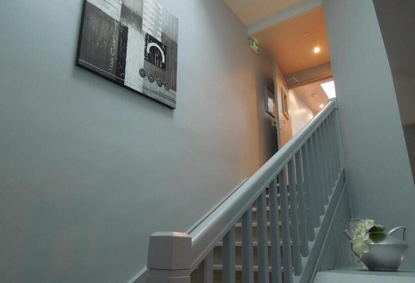 هتل Restaurant Elissaldia