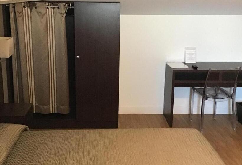 هتل Restaurant Elissaldia