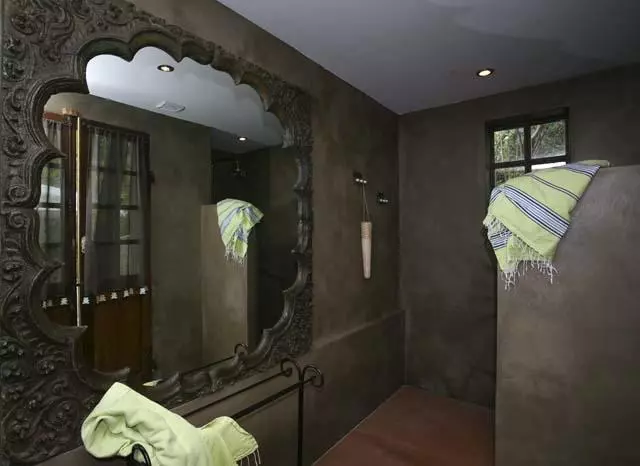 هتل Une Autre Maison