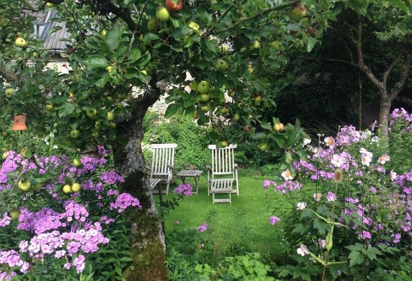 All Seasons Bed & Breakfast