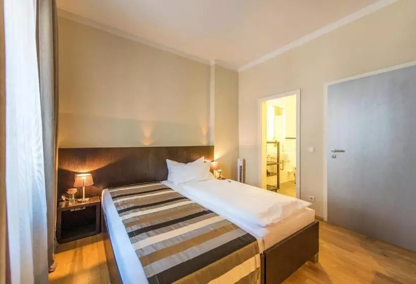Altstadt Hotel & Café Koblenz