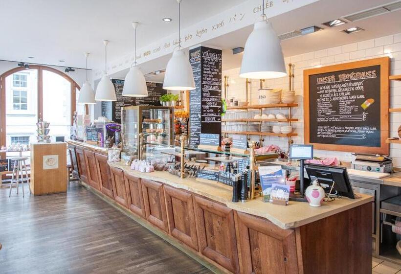 Altstadt Hotel & Café Koblenz