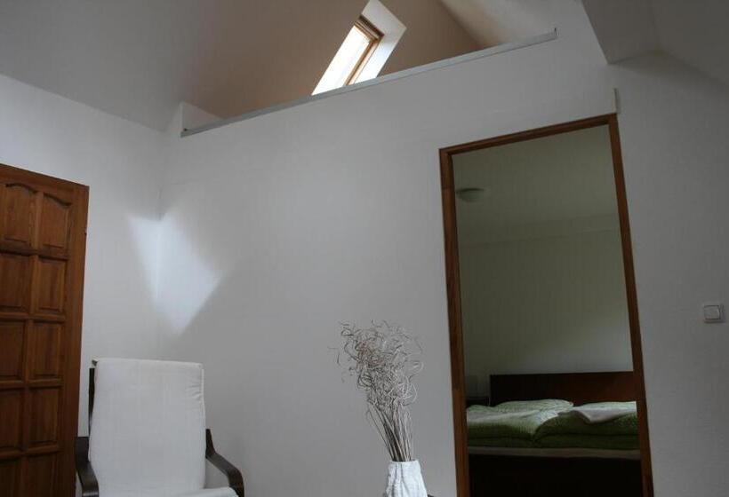 Отель Am Bahnhof