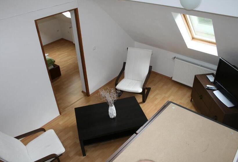 Отель Am Bahnhof