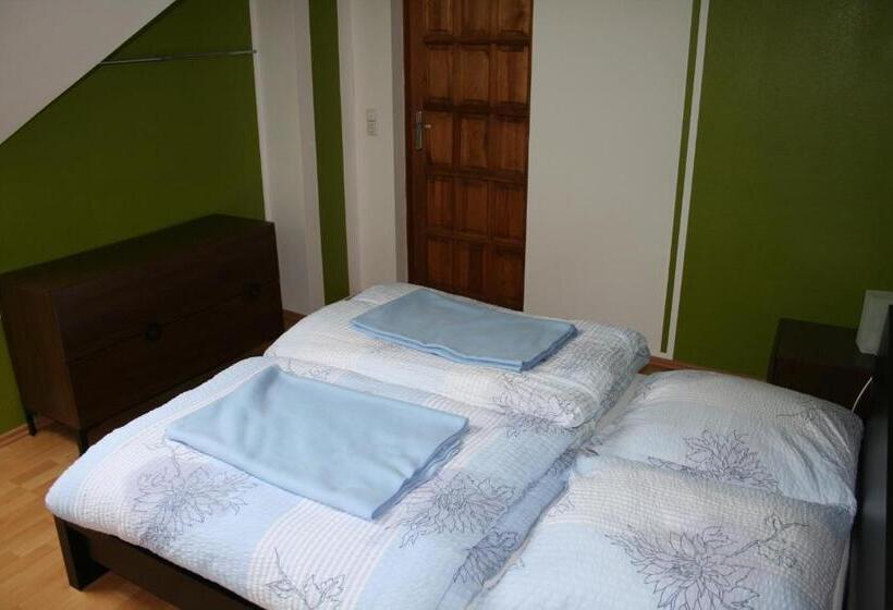 Отель Am Bahnhof