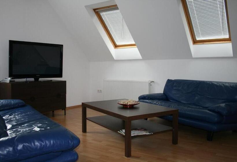 Отель Am Bahnhof