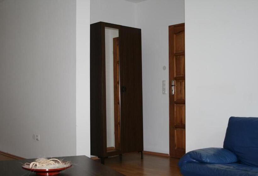 Отель Am Bahnhof