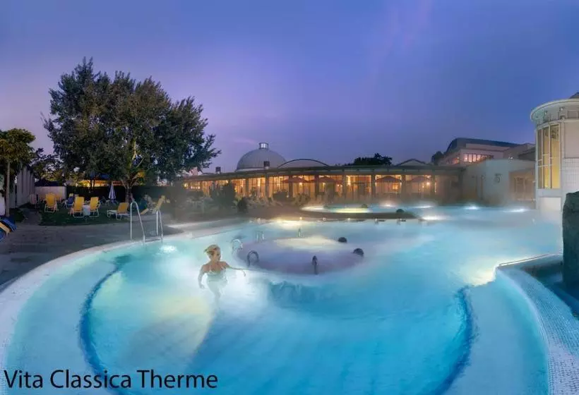 ホテル Ascona