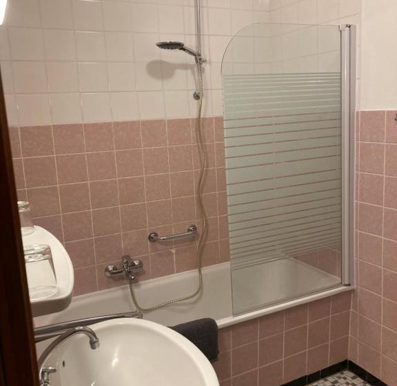 ホテル Bed & Breakfast Weisser Stein