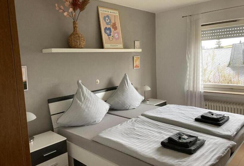 ホテル Bed & Breakfast Weisser Stein