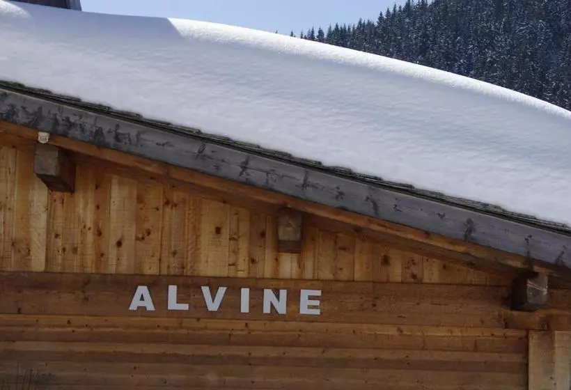 ホテル Chalet Alvine