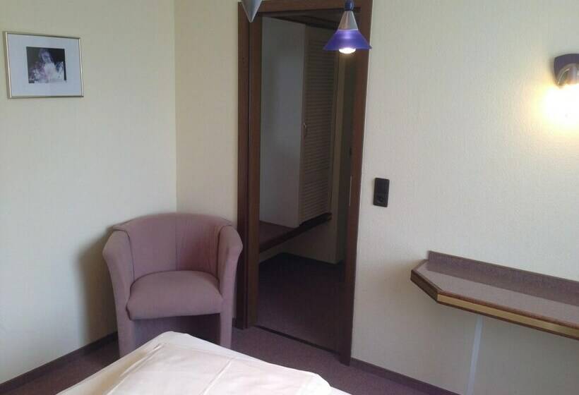 בית מלון כפרי Edelstein