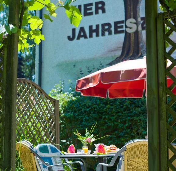 فندق Garni Vier Jahreszeiten