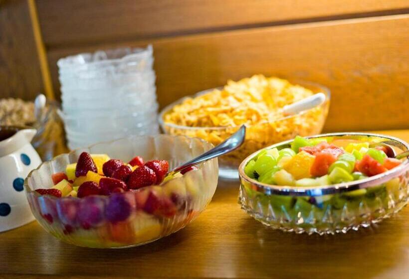 فندق Garni Vier Jahreszeiten