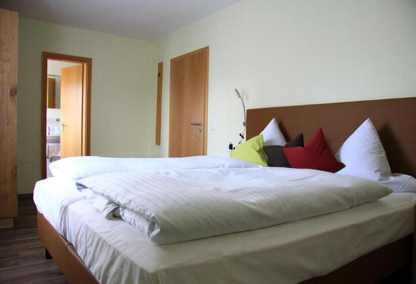 فندق Garni Vier Jahreszeiten