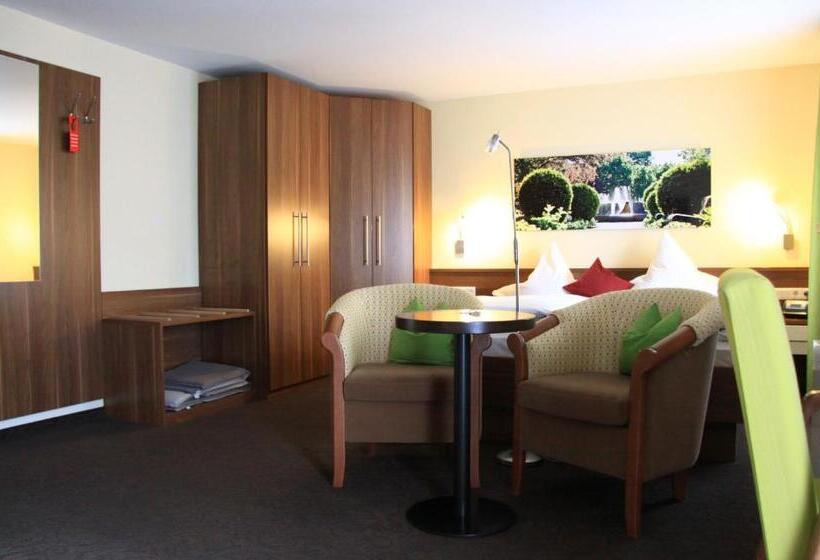 فندق Garni Vier Jahreszeiten