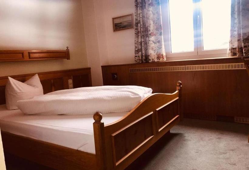 Otel Gasthof Hirschen