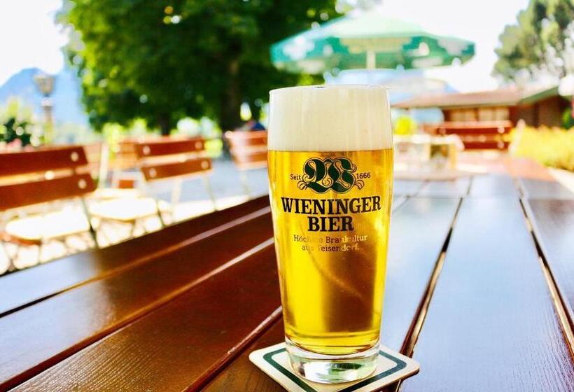 Hotelli Landgasthof Schwarzberg