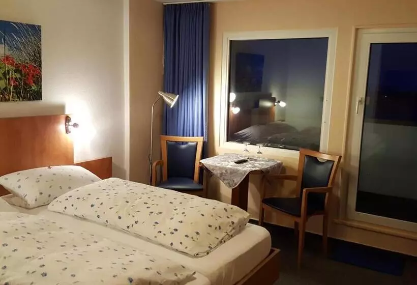 هتل Panorama Garni