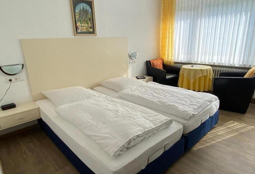 בית מלון כפרי Rebstock