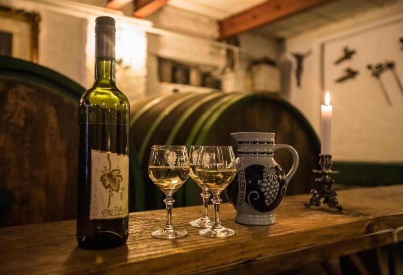 בית מלון כפרי Rebstock