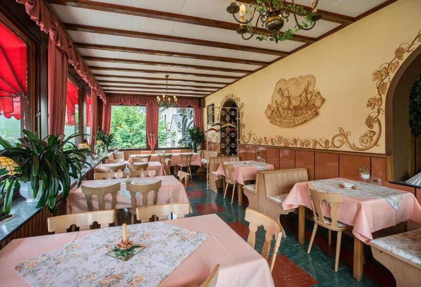 בית מלון כפרי Rebstock