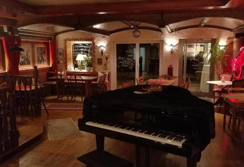 Отель Restaurant Albans Sonne