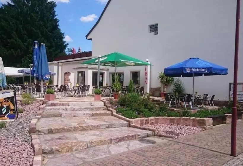 Hotelli Restaurant Albans Sonne